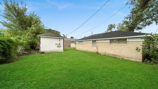Houston null-story, 7-bed 1323, 1325, 1327 & 1329 E 32nd 1/2 Street-idx