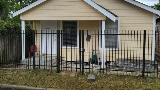 Houston 1-story, 3-bed 3502 Europa Street-idx