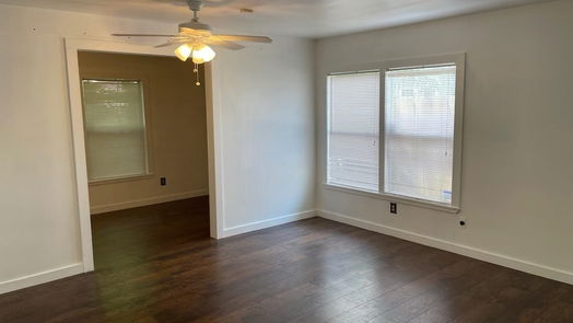 Houston 1-story, 2-bed 709 N Loop-idx