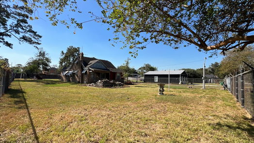 Houston null-story, 2-bed 128 Meadow Lea Drive-idx