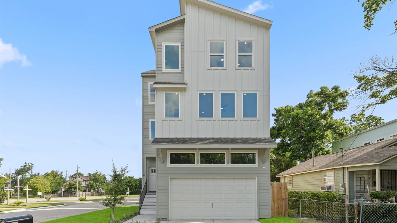 Houston 3-story, 3-bed 1401 E 33rd Street-idx