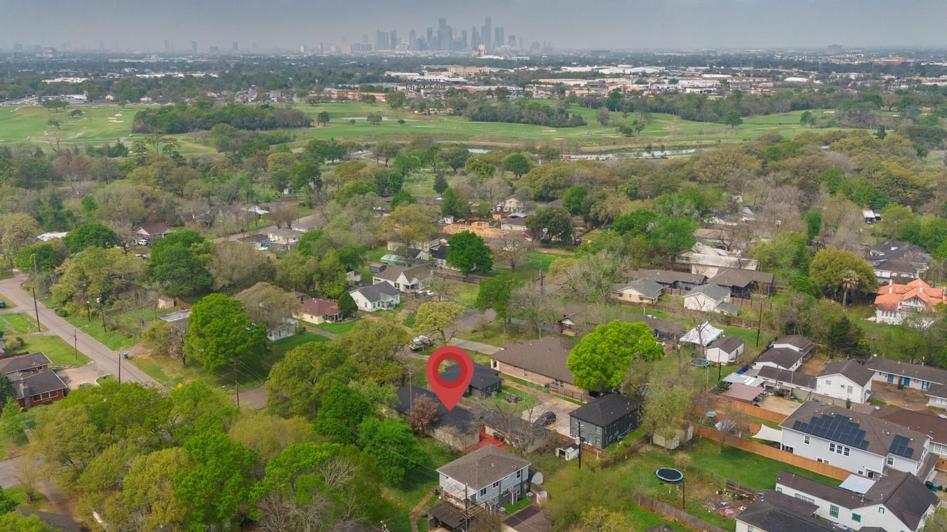 Houston 1-story, 3-bed 1749 Forest Hill Boulevard-idx