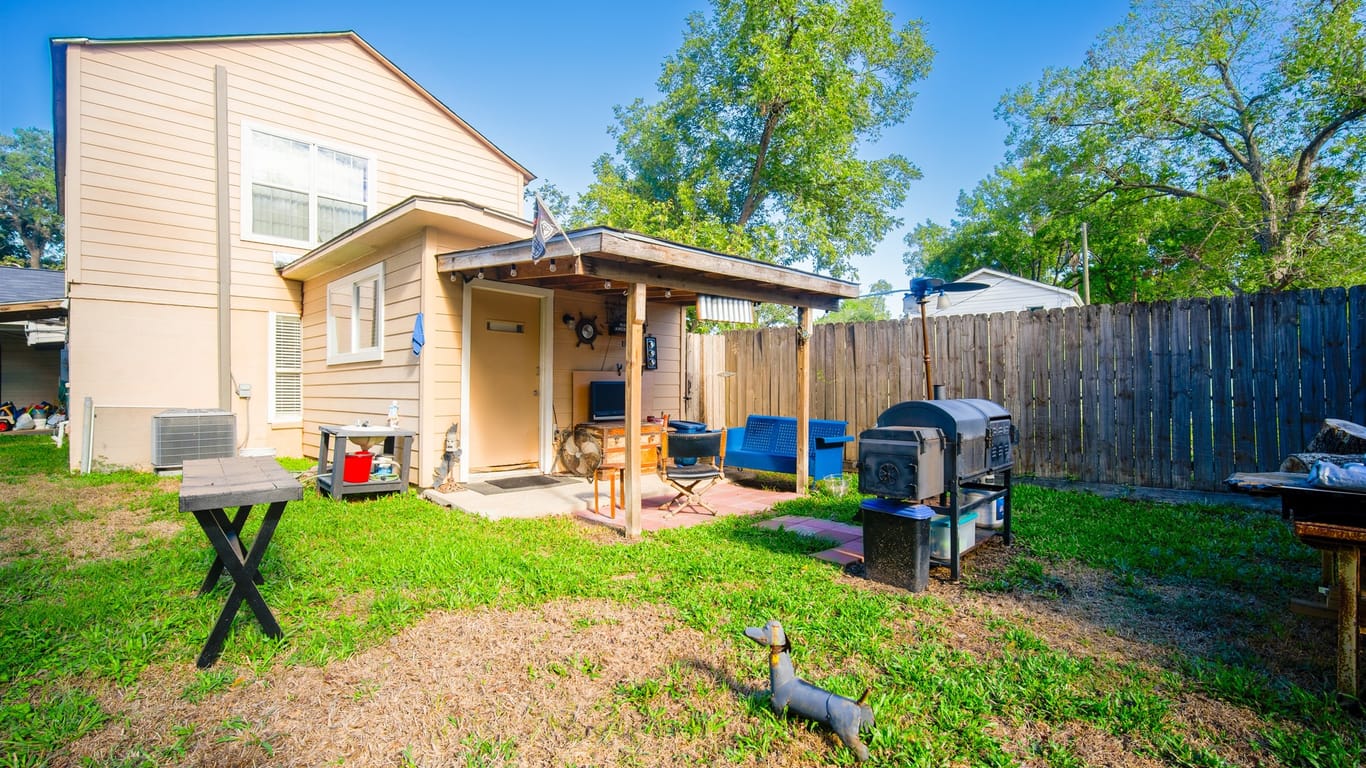 Houston 2-story, 4-bed 1911 Forest Hill Boulevard-idx