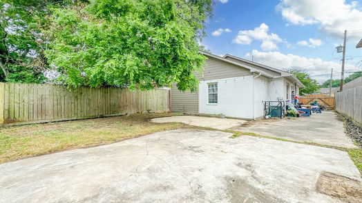 Houston 1-story, 3-bed 5110 Pease Street-idx