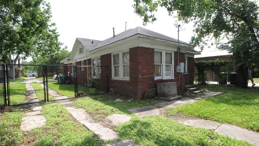 Houston 1-story, 2-bed 5233 Lindsay Street-idx