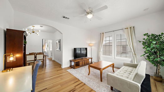 Houston 2-story, 1-bed 3901 Dallas Street-idx