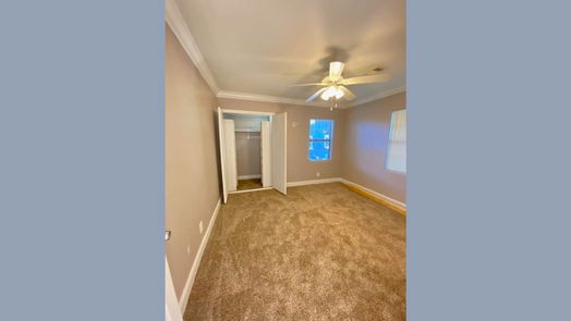 Houston 1-story, 4-bed 4208 Walker Street-idx