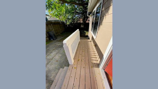 Houston 1-story, 4-bed 4208 Walker Street-idx