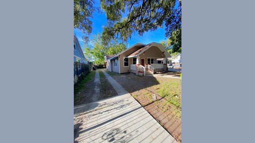 Houston 1-story, 4-bed 4208 Walker Street-idx