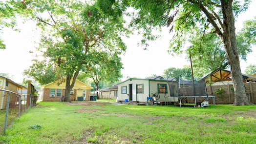 Houston 1-story, 2-bed 1937 Alta Vista Street-idx