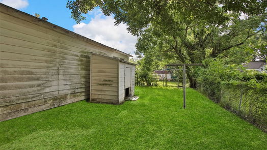 Houston 1-story, 3-bed 5637 Truett Street-idx