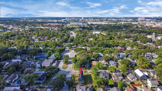 Houston 2-story, 3-bed 4541 Walker St-idx