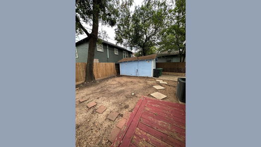 Houston 1-story, 2-bed 4607 Park Drive-idx