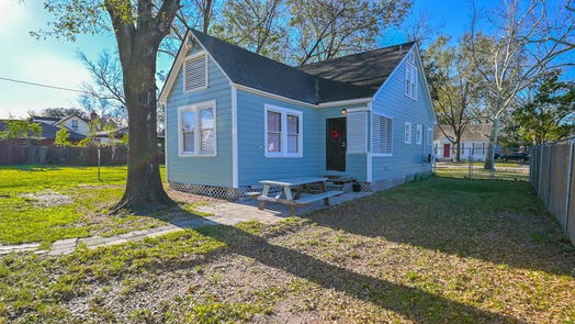 Houston 1-story, 3-bed 6401 Stratton Street-idx