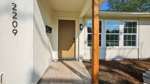 Houston null-story, 3-bed 2209 Collier-idx