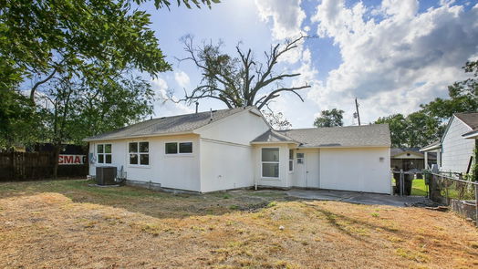 Houston null-story, 3-bed 2209 Collier-idx
