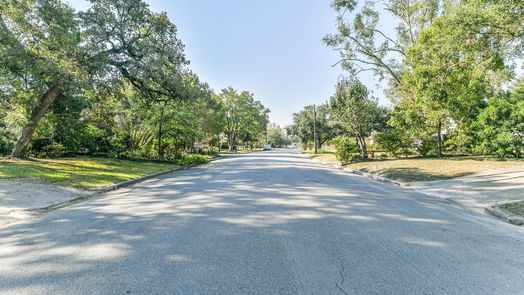 Houston 1-story, 3-bed 1914 Forest Hill Boulevard-idx