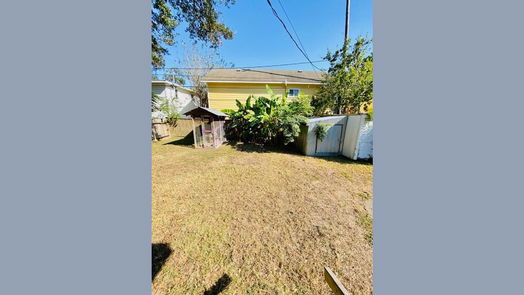 Houston 1-story, 3-bed 4425 Leeland Street-idx