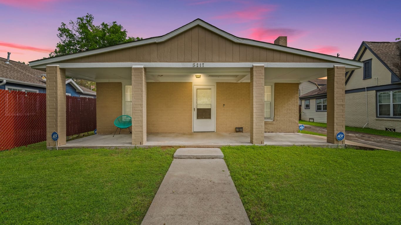 Houston 1-story, 2-bed 5217 Claremont Street-idx