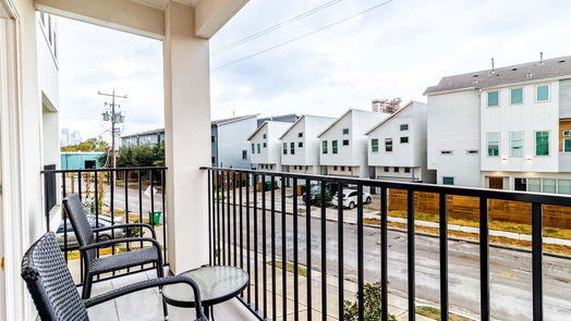 Houston 3-story, 3-bed 4022 Mckinney Street-idx