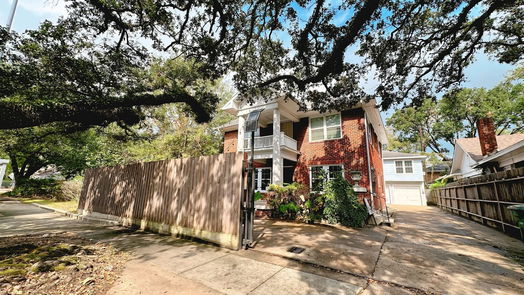 Houston 2-story, 2-bed 4305 Polk Street-idx