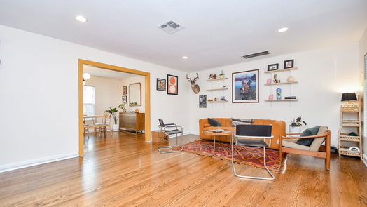 Houston 1-story, 2-bed 6421 Country Club Drive-idx