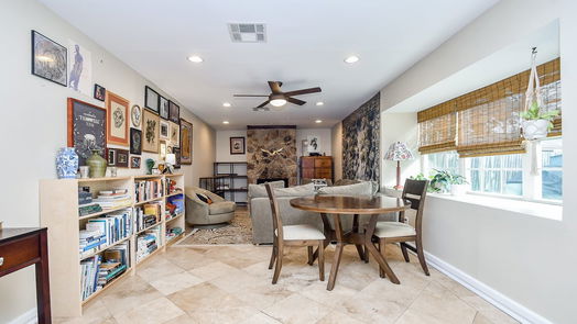 Houston 1-story, 2-bed 6421 Country Club Drive-idx