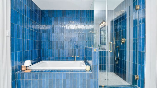 Houston 1-story, 2-bed 6421 Country Club Drive-idx