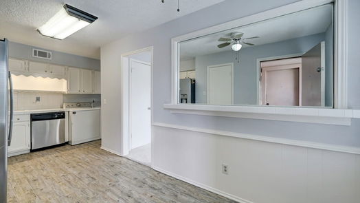 Houston 2-story, 2-bed 374 N Post Oak Lane 374-idx