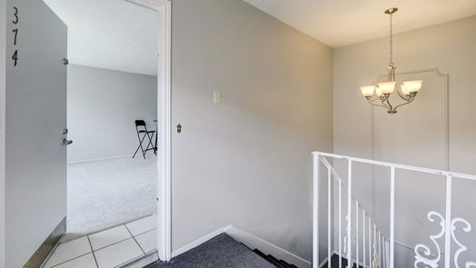 Houston 2-story, 2-bed 374 N Post Oak Lane 374-idx