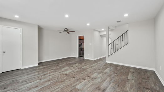 Houston 2-story, 3-bed 390 N Post Oak Lane-idx