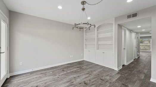 Houston 2-story, 3-bed 390 N Post Oak Lane-idx