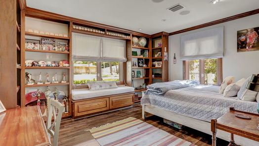 Houston null-story, 5-bed 318 Westminster Drive-idx