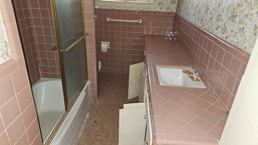 Houston 1-story, 3-bed 902 Constance Drive-idx