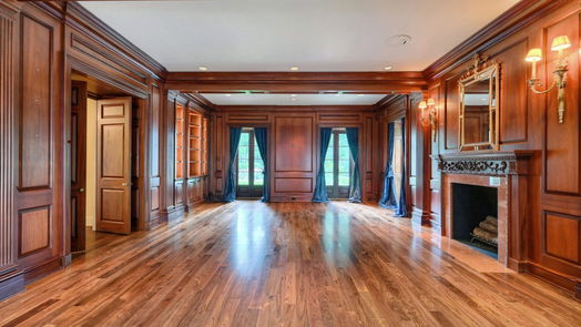 Houston 3-story, 6-bed 333 W Friar Tuck Lane-idx