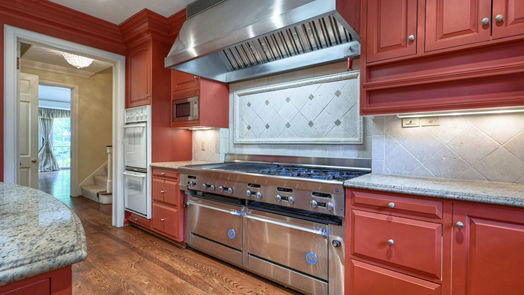 Houston 3-story, 6-bed 333 W Friar Tuck Lane-idx