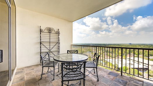Houston null-story, 2-bed 121 N Post Oak Lane 2404-idx
