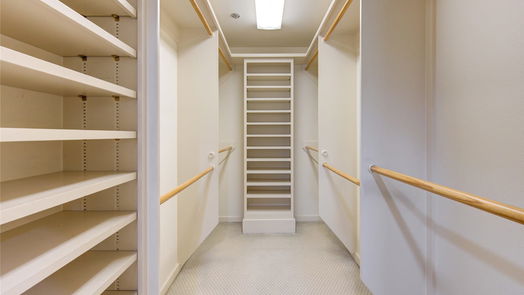 Houston null-story, 2-bed 121 N Post Oak Lane 2404-idx