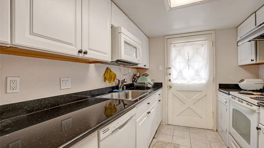Houston 2-story, 2-bed 12633 Memorial Drive 74-idx