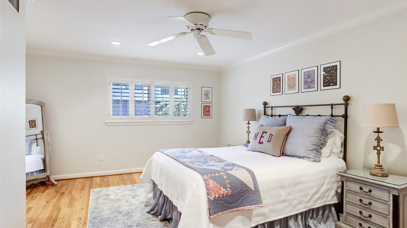 Houston 1-story, 5-bed 305 Gentilly Place-idx