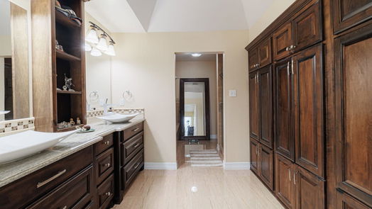 Houston 2-story, 3-bed 12625 Memorial Drive 134-idx