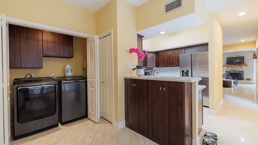 Houston 2-story, 3-bed 12625 Memorial Drive 134-idx