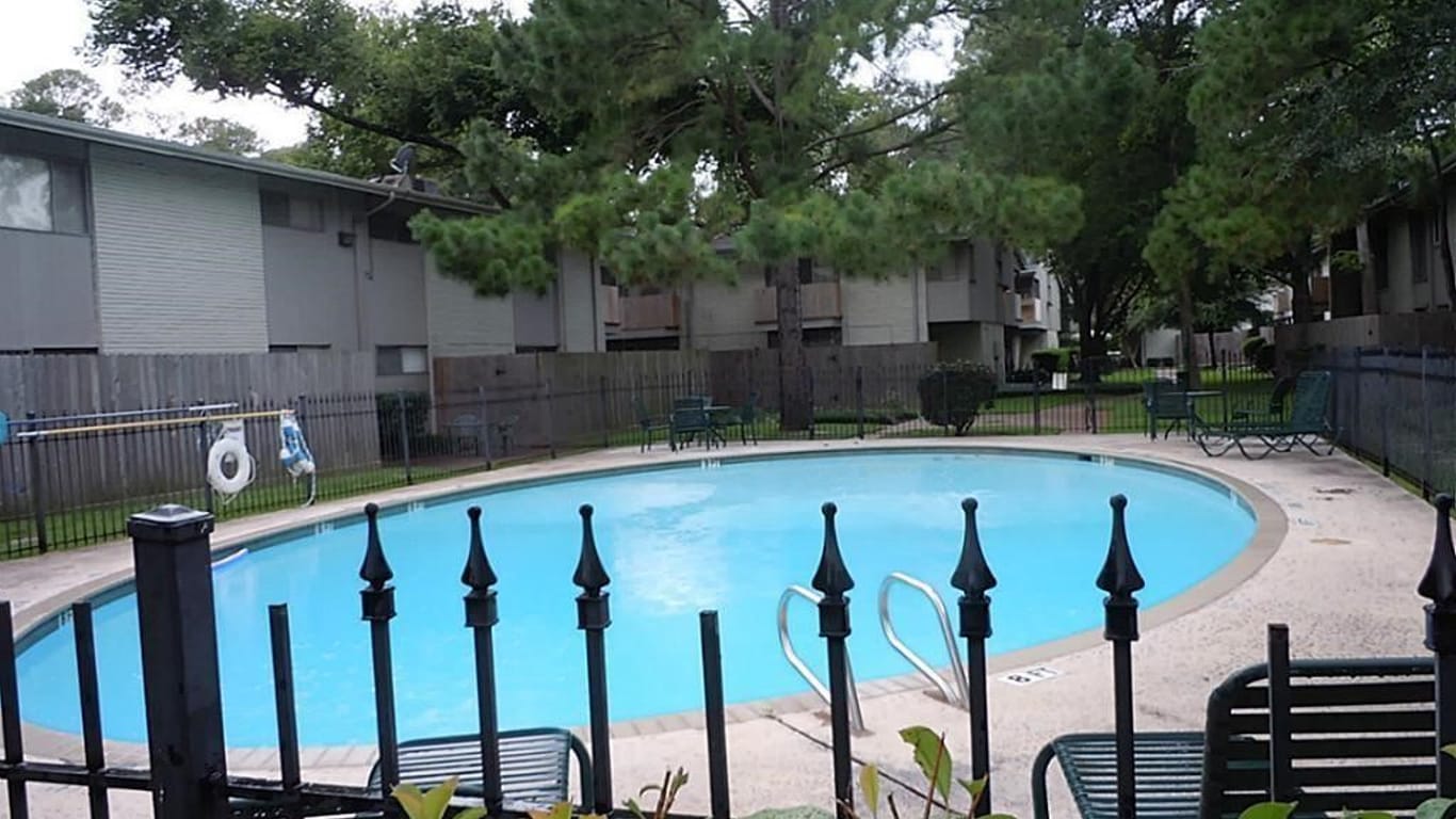 Houston 1-story, 1-bed 909 Silber Road 26D-idx