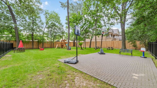 Houston 2-story, 2-bed 8936 Chatsworth Drive-idx