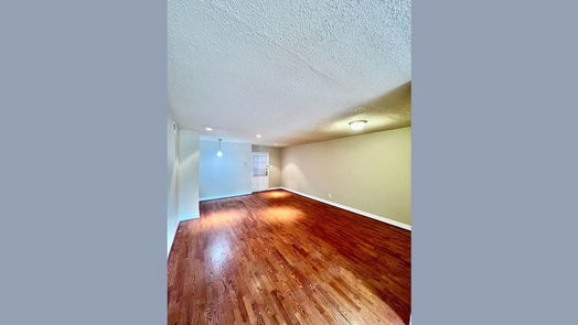 Houston 1-story, 2-bed 8299 Kingsbrook Road 178-idx