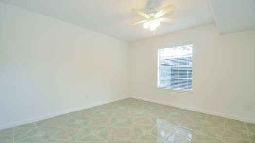 Houston 1-story, 2-bed 8221 Kingsbrook Road 110-idx