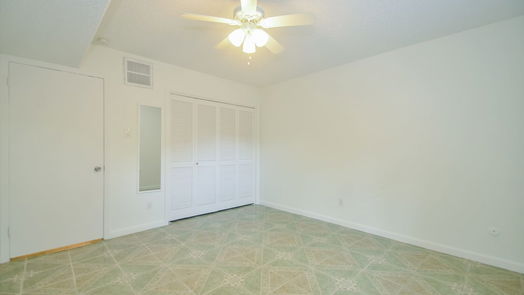 Houston 1-story, 2-bed 8221 Kingsbrook Road 110-idx