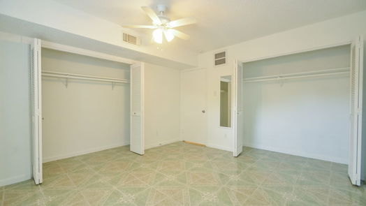 Houston 1-story, 2-bed 8221 Kingsbrook Road 110-idx