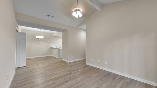 Houston 1-story, 1-bed 11711 Memorial Drive 386-idx