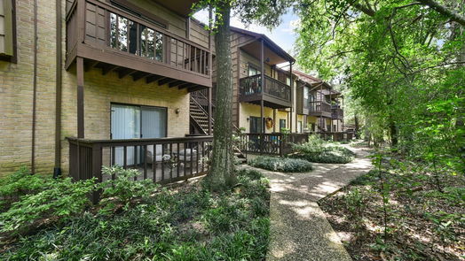 Houston 1-story, 1-bed 11711 Memorial Drive 386-idx